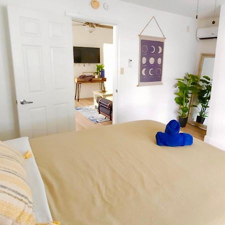 Intimate Casita Mia Minutes Away From Airport, Calle 8, Brickell, Coral Gables, The Beach And More! Miami Esterno foto