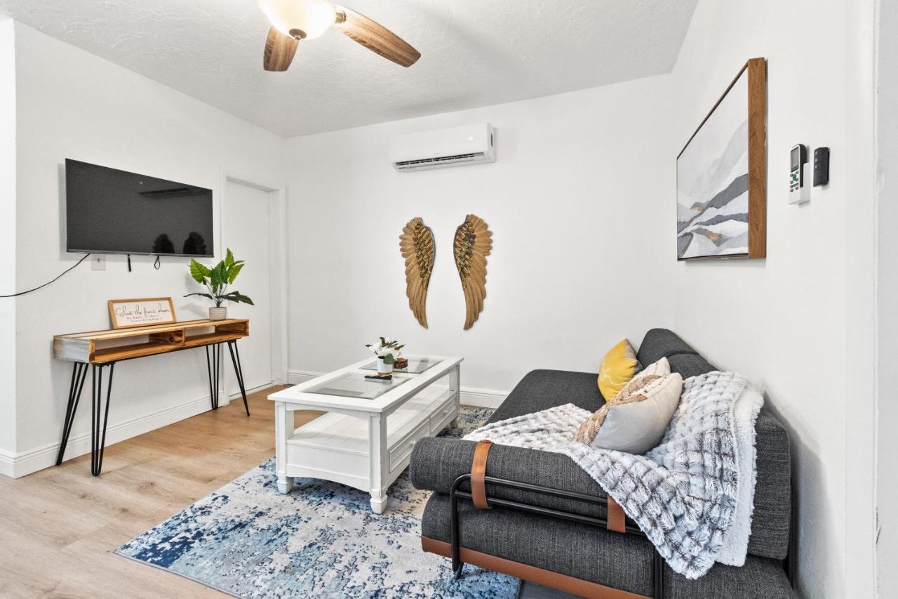 Intimate Casita Mia Minutes Away From Airport, Calle 8, Brickell, Coral Gables, The Beach And More! Miami Esterno foto